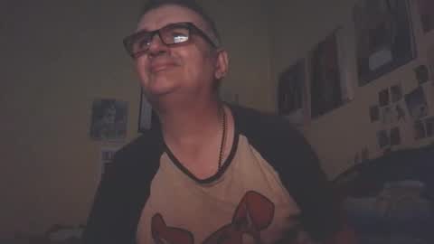 Snapshot of chatubatelee555 chatting on 8, 10, 2025 lee online show from 8, 10, 2025