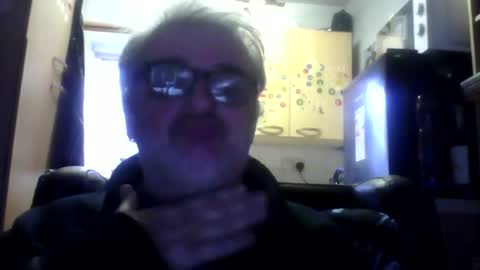 Snapshot of chatubatelee555 chatting on 10, 1, 2026 lee online show from 10, 1, 2026