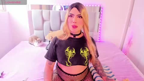 Sophie  online show from 16, 9, 2025
