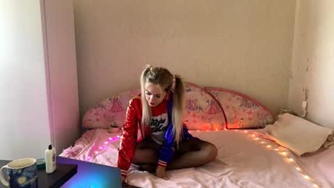 Milissa online show from 14, 9, 2025
