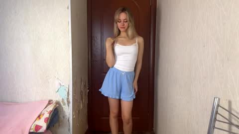 Milissa online show from 28, 9, 2025