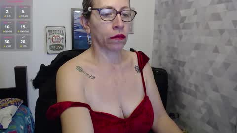 Snapshot of chayla_ruiz chatting on 9, 9, 2025 CHAYLA VICTORIA RUIZ online show from 9, 9, 2025