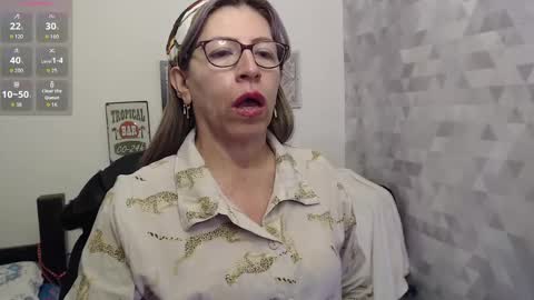 Snapshot of chayla_ruiz chatting on 15, 9, 2025 CHAYLA VICTORIA RUIZ online show from 15, 9, 2025