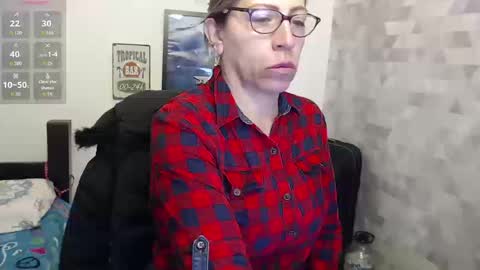 Snapshot of chayla_ruiz chatting on 16, 9, 2025 CHAYLA VICTORIA RUIZ online show from 16, 9, 2025