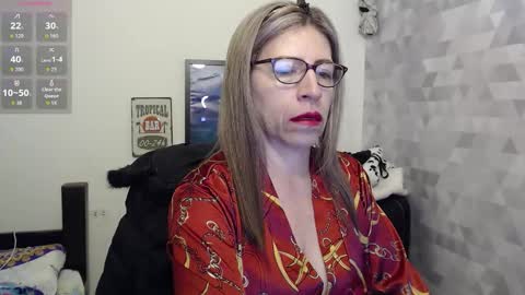 Snapshot of chayla_ruiz chatting on 20, 9, 2025 CHAYLA VICTORIA RUIZ online show from 20, 9, 2025