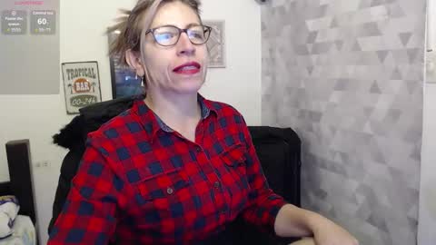 Snapshot of chayla_ruiz chatting on 21, 9, 2025 CHAYLA VICTORIA RUIZ online show from 21, 9, 2025