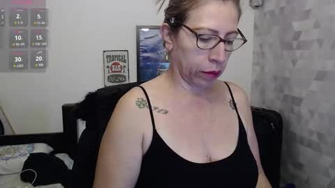 Snapshot of chayla_ruiz chatting on 22, 9, 2025 CHAYLA VICTORIA RUIZ online show from 22, 9, 2025