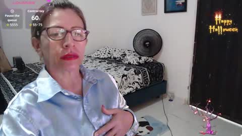 Snapshot of chayla_ruiz chatting on 22, 10, 2025 CHAYLA VICTORIA RUIZ online show from 22, 10, 2025