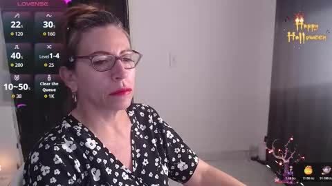 Snapshot of chayla_ruiz chatting on 6, 11, 2025 CHAYLA VICTORIA RUIZ online show from 6, 11, 2025