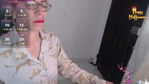 Snapshot of chayla_ruiz chatting on 7, 11, 2025 CHAYLA VICTORIA RUIZ online show from 7, 11, 2025