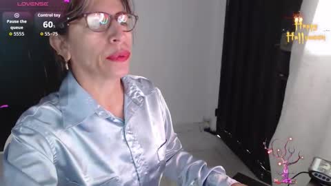 Snapshot of chayla_ruiz chatting on 15, 11, 2025 CHAYLA VICTORIA RUIZ online show from 15, 11, 2025