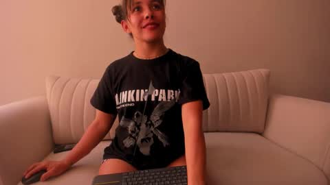 Snapshot of cheek_chic12 chatting on 20, 2, 2025 Regina Phalange online show from 20, 2, 2025