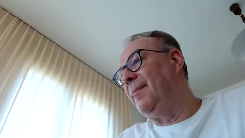 Snapshot of cheer2u2 chatting on 7, 4, 2026 cheer2u2 online show from 7, 4, 2026