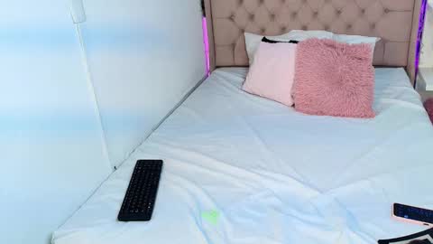 cheerry_moon online show from 5, 3, 2026