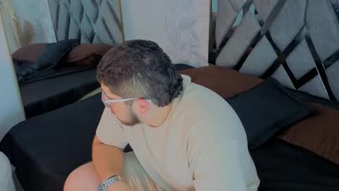   online show from 26, 2, 2026