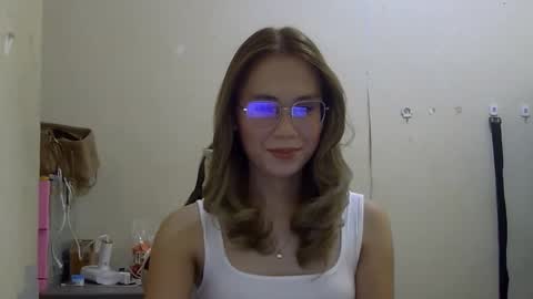 chelly4u69 online show from 21, 9, 2025