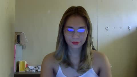 chelly4u69 online show from 8, 10, 2025