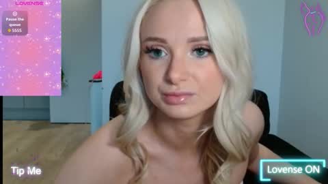 ChelseaBlonde online show from 13, 11, 2025