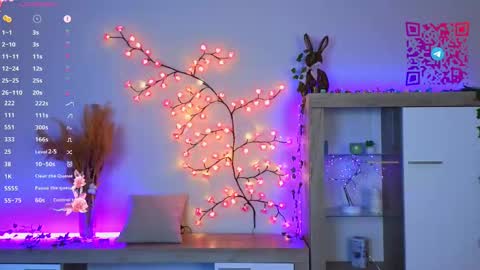 Mona online show from 9, 3, 2025