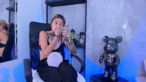 Snapshot of chelseadalea chatting on 28, 1, 2025 Chelsea online show from 28, 1, 2025