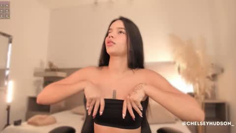 chelsey_hudson online show from 27, 9, 2025