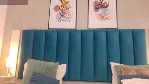   online show from 22, 10, 2025