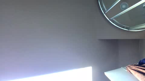 Snapshot of chenovich chatting on 12, 2, 2025 chenovich online show from 12, 2, 2025