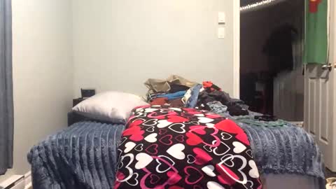 Snapshot of chenovich chatting on 4, 11, 2025 chenovich online show from 4, 11, 2025