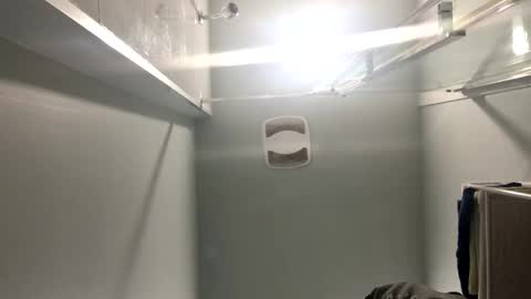 Snapshot of chenovich chatting on 14, 11, 2025 chenovich online show from 14, 11, 2025