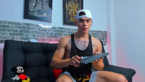 Snapshot of chepe_fit chatting on 1, 2, 2025 chepe vause online show from 1, 2, 2025