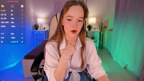Snapshot of cheril_lady chatting on 21, 10, 2025 Cheril follow me online show from 21, 10, 2025
