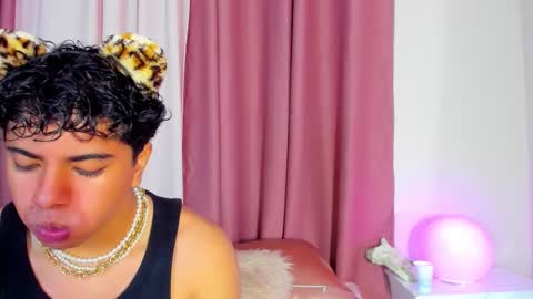 cherry_blossom77 online show from 1, 2, 2026