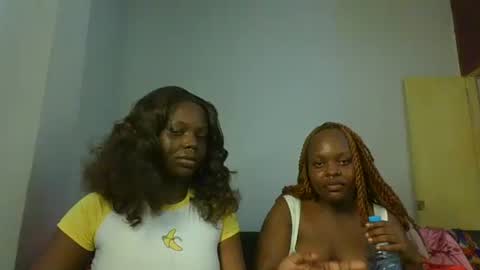 Snapshot of cherry_charm1 chatting on 15, 2, 2026 Fafa online show from 15, 2, 2026