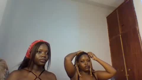 Snapshot of cherry_charm1 chatting on 28, 3, 2026 Fafa online show from 28, 3, 2026
