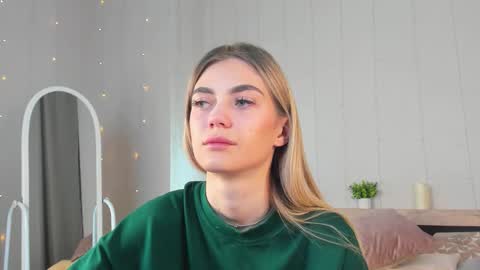 cherry_pr1ce online show from 19, 10, 2025