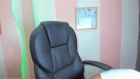 Cherry online show from 3, 2, 2026