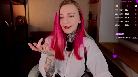 Snapshot of cherry_roxy chatting on 27, 2, 2026 Roxy online show from 27, 2, 2026