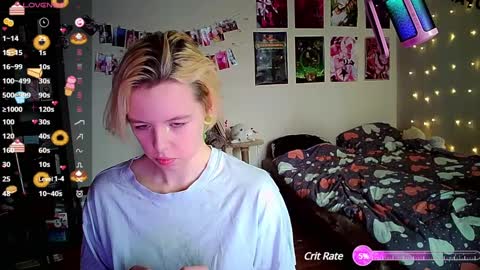 cherrybaby_0 online show from 19, 12, 2024