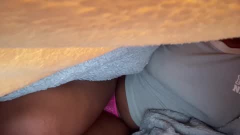 cherryb online show from 27, 1, 2025