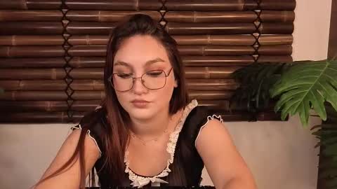 Snapshot of cherryblushh chatting on 2, 10, 2025 cherryblushh online show from 2, 10, 2025