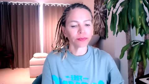 Anna online show from 3, 2, 2026