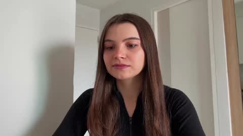 Lina online show from 15, 12, 2024