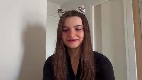 Lina online show from 18, 12, 2024