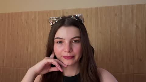 Lina online show from 16, 2, 2025