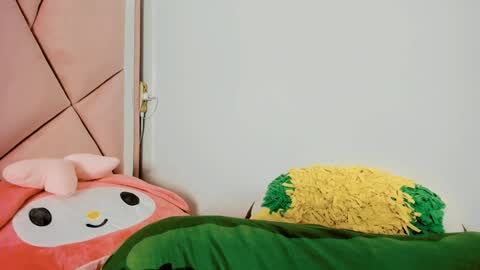 Snapshot of cherrymafer666 chatting on 23, 12, 2024 cherrycute666 online show from 23, 12, 2024