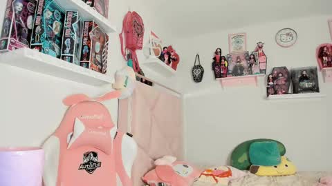 Snapshot of cherrymafer666 chatting on 17, 2, 2025 cherrycute666 online show from 17, 2, 2025