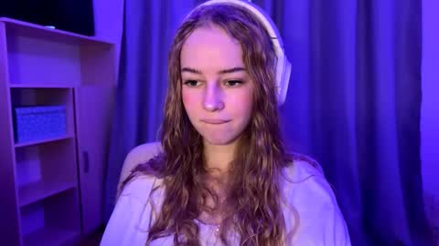 Evie online show from 31, 10, 2025