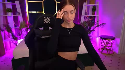 cherryylulu online show from 30, 9, 2025