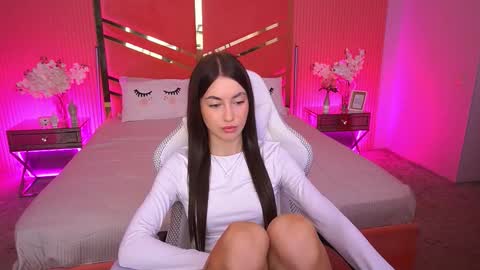 cherryylulu online show from 20, 11, 2025