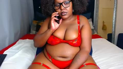 Snapshot of cherryyummy69 chatting on 10, 12, 2024 cherryyummy69 online show from 10, 12, 2024